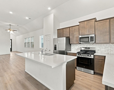 19115 Hazel Firs Lane - Photo Thumbnail 4
