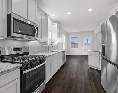 3025 Sorrento Hill Drive - Photo Thumbnail 9