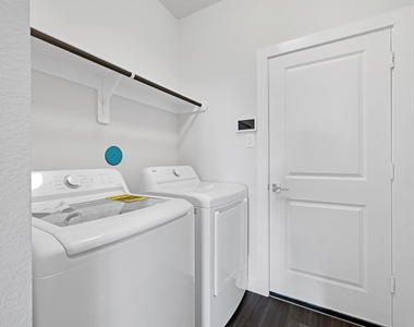3025 Sorrento Hill Drive - Photo Thumbnail 19