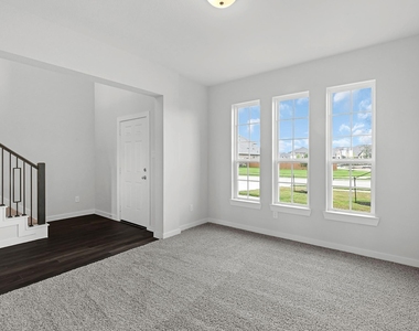 3025 Sorrento Hill Drive - Photo Thumbnail 4