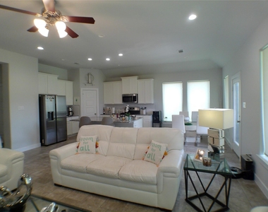 2710 Ocean Key Drive - Photo Thumbnail 12