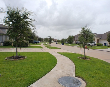 2710 Ocean Key Drive - Photo Thumbnail 33