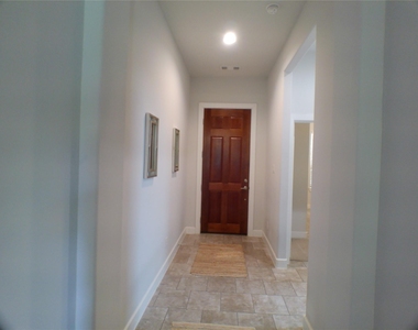 2710 Ocean Key Drive - Photo Thumbnail 17