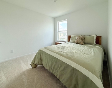 2706 Hollow Alpine Way - Photo Thumbnail 27
