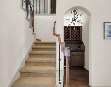 158 S Vershire Circle - Photo Thumbnail 6