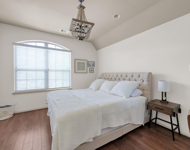 158 S Vershire Circle - Photo Thumbnail 22