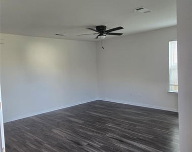 5509 Nielan Street - Photo Thumbnail 1