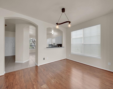 3106 Mulberry Ranch Drive - Photo Thumbnail 11