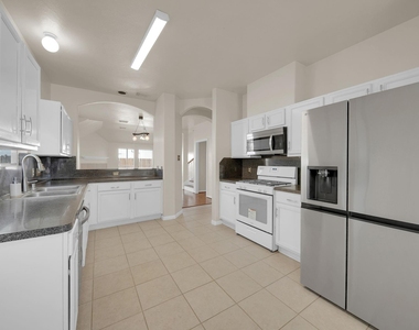3106 Mulberry Ranch Drive - Photo Thumbnail 9