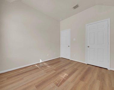 3106 Mulberry Ranch Drive - Photo Thumbnail 22