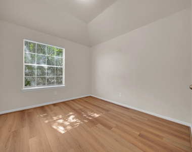 3106 Mulberry Ranch Drive - Photo Thumbnail 19