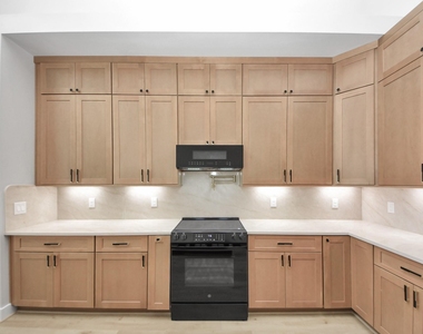 4630 Larkspur Street - Photo Thumbnail 7
