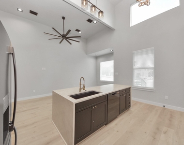 4630 Larkspur Street - Photo Thumbnail 3