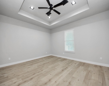 4630 Larkspur Street - Photo Thumbnail 13