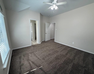 3207 Sage Terrace - Photo Thumbnail 29