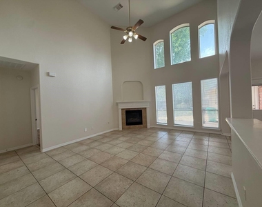 3207 Sage Terrace - Photo Thumbnail 11