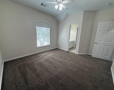 3207 Sage Terrace - Photo Thumbnail 28
