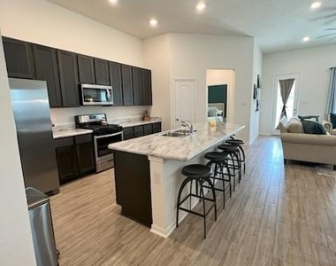 10314 Mount Winchell Drive - Photo Thumbnail 3