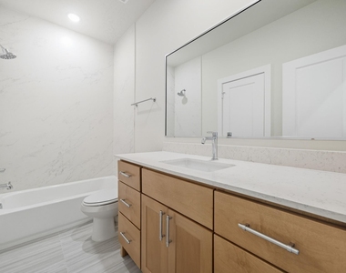 1713 Bologna Lane - Photo Thumbnail 18