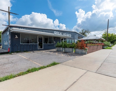 954 Fisher Street - Photo Thumbnail 34