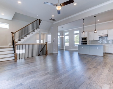 954 Fisher Street - Photo Thumbnail 17