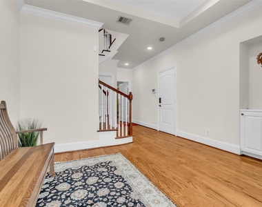 1305 Studer Court - Photo Thumbnail 7