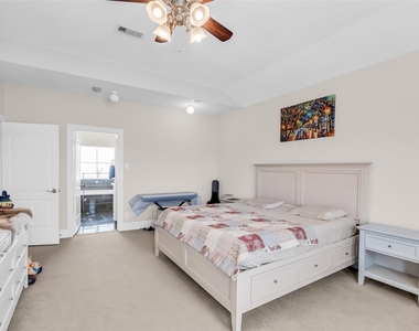 1305 Studer Court - Photo Thumbnail 32