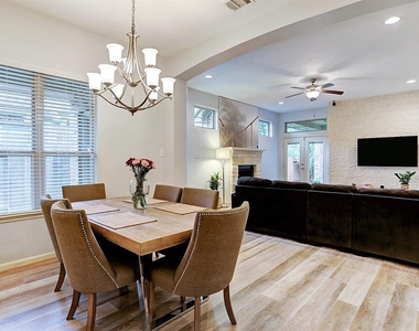 14332 N Summerchase Circle - Photo Thumbnail 5