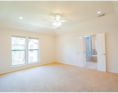 829 Malone Street - Photo Thumbnail 13