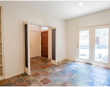 829 Malone Street - Photo Thumbnail 3