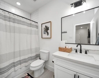 2512 Anita Street - Photo Thumbnail 16