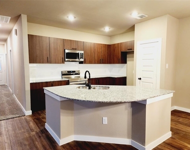 9840 Grosbeak Lane - Photo Thumbnail 5