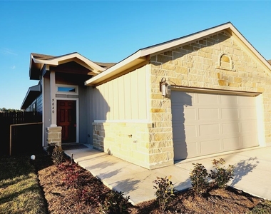 9840 Grosbeak Lane - Photo Thumbnail 1