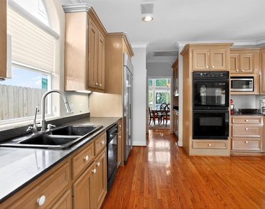 3118 Virginia Street - Photo Thumbnail 19