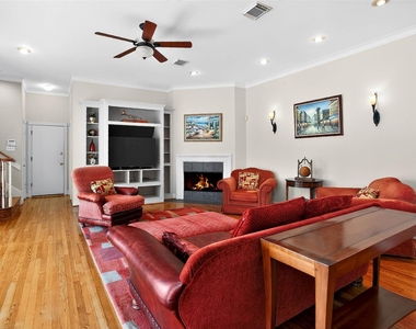 3118 Virginia Street - Photo Thumbnail 14