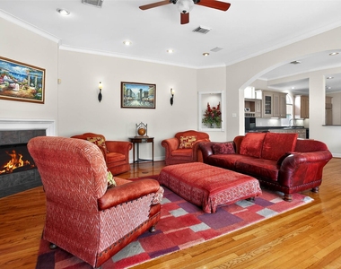 3118 Virginia Street - Photo Thumbnail 16
