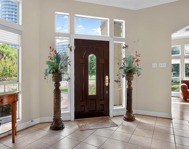 3118 Virginia Street - Photo Thumbnail 5