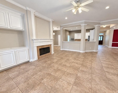 1062 Cayman Bend Lane - Photo Thumbnail 9