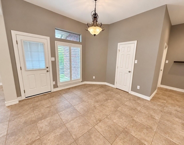 1062 Cayman Bend Lane - Photo Thumbnail 19