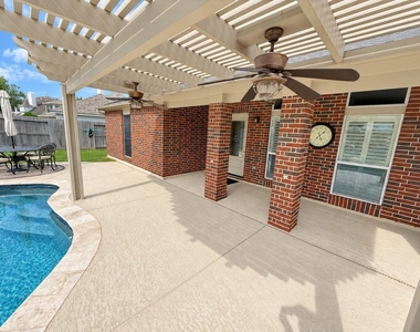 1062 Cayman Bend Lane - Photo Thumbnail 45