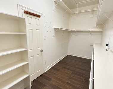 1062 Cayman Bend Lane - Photo Thumbnail 30