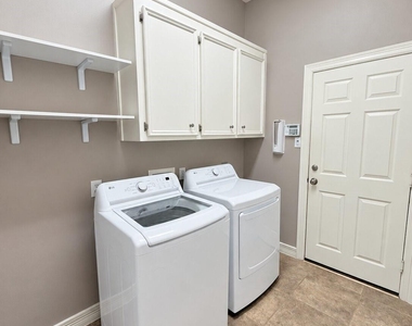 1062 Cayman Bend Lane - Photo Thumbnail 20