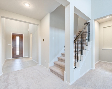 8914 Granary Gate Lane - Photo Thumbnail 3