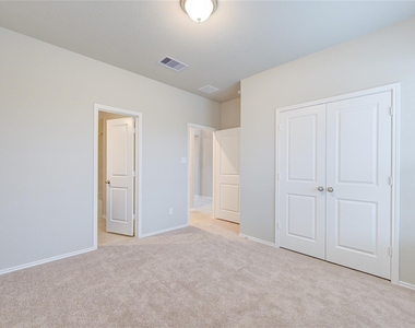8914 Granary Gate Lane - Photo Thumbnail 13