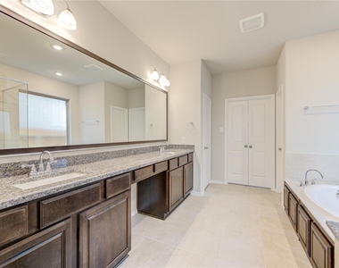 8914 Granary Gate Lane - Photo Thumbnail 31