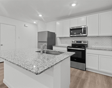 13040 Mccrorey Trails Drive - Photo Thumbnail 8