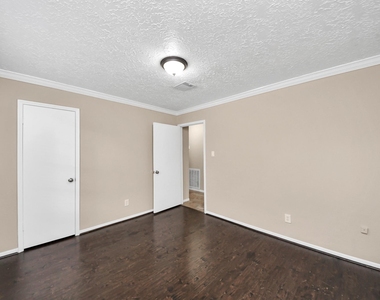 22502 Deville Drive - Photo Thumbnail 27