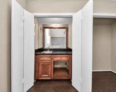 22502 Deville Drive - Photo Thumbnail 5
