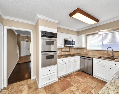 22502 Deville Drive - Photo Thumbnail 32