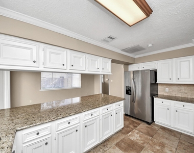 22502 Deville Drive - Photo Thumbnail 34